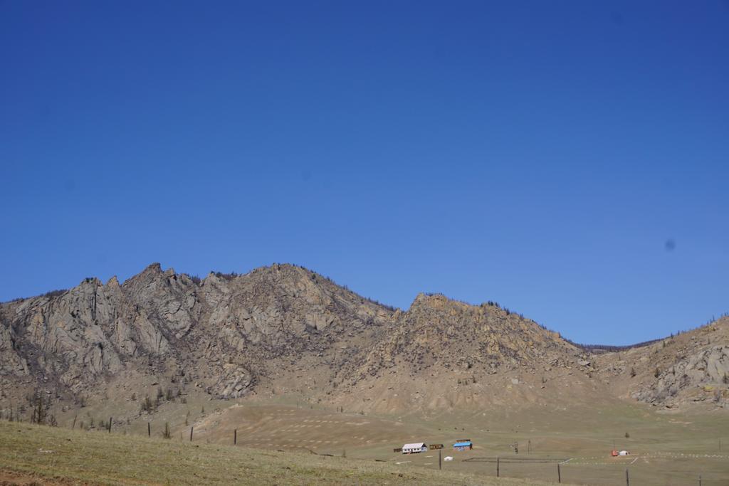 Отель My Mongolia Eco Ger Camp Nalayh Экстерьер фото