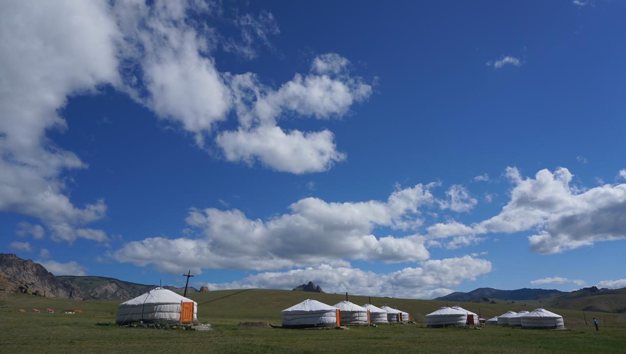 Отель My Mongolia Eco Ger Camp Nalayh Экстерьер фото