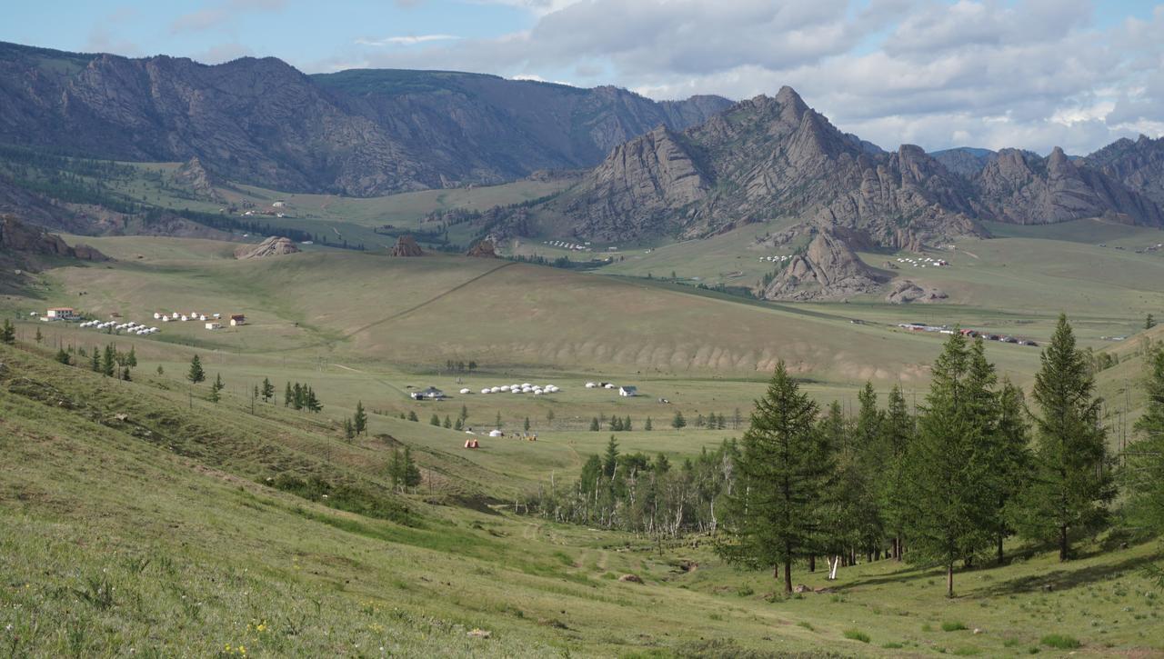 Отель My Mongolia Eco Ger Camp Nalayh Экстерьер фото